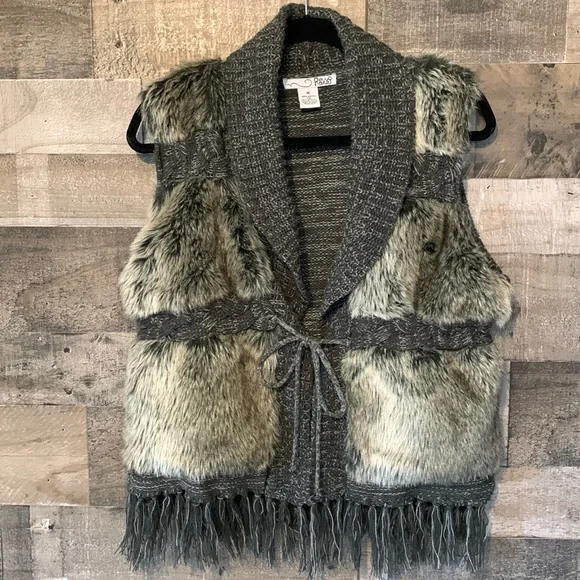 RXB Faux Fur Tie Front Boho Vest - Picture 14 of 16
